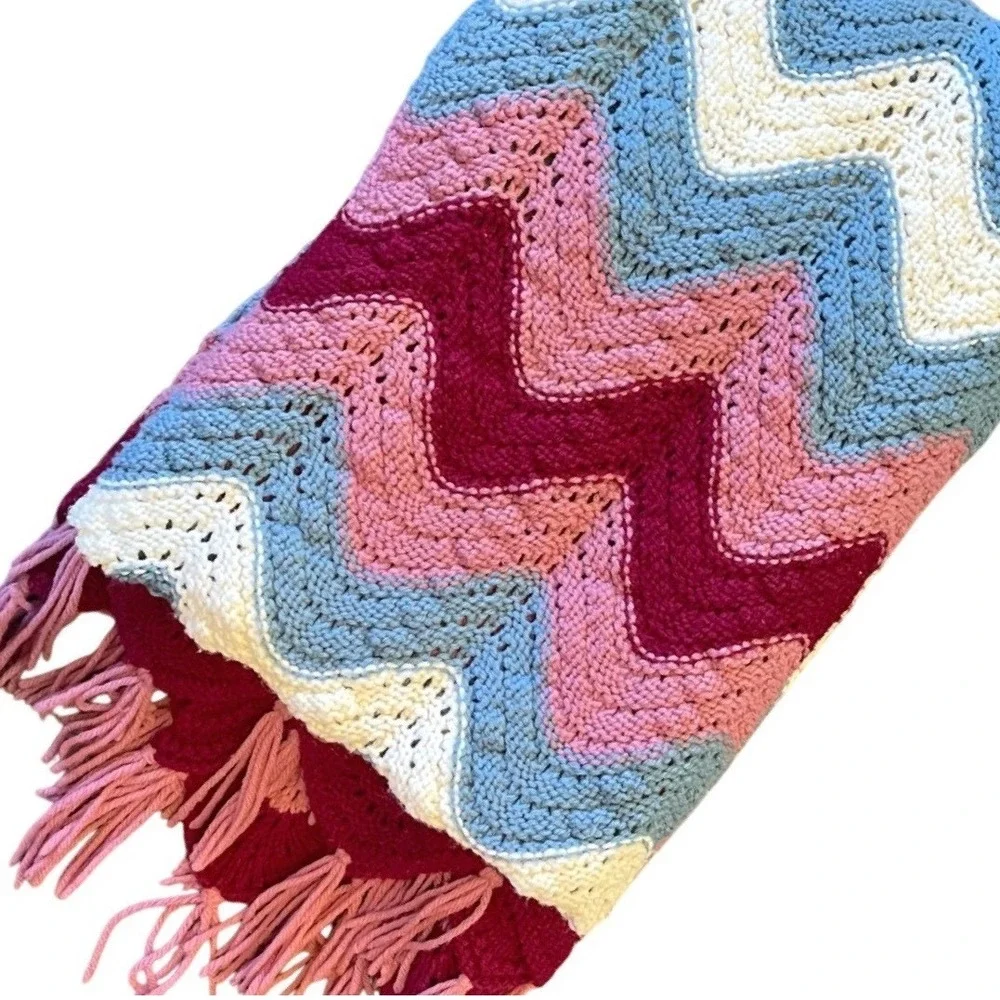 Handmade Granny Crocheted blue pink‎ Blanket boho cottagecore 70s afghan chevron